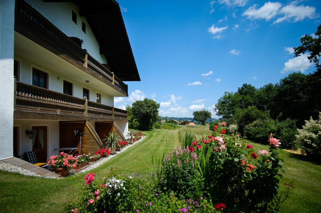 Gaestehaus Hofer Bad Birnbach Exterior foto