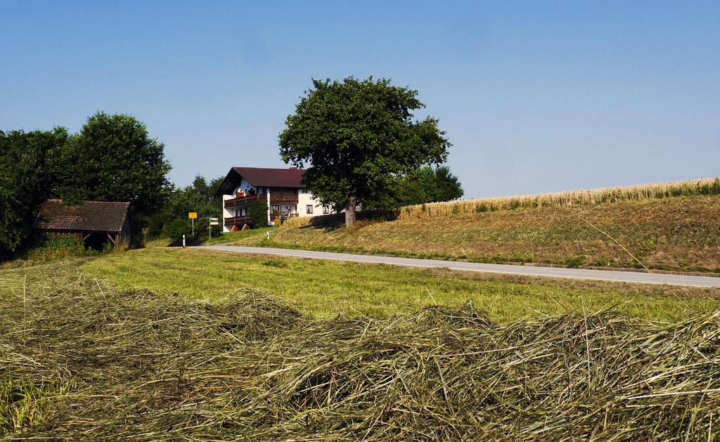 Gaestehaus Hofer Bad Birnbach Exterior foto